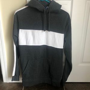 ❤️ Divided sweatshirt